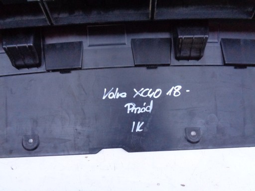 SPOJLER BRANIKA PREDNJA VOLVO XC40 18-