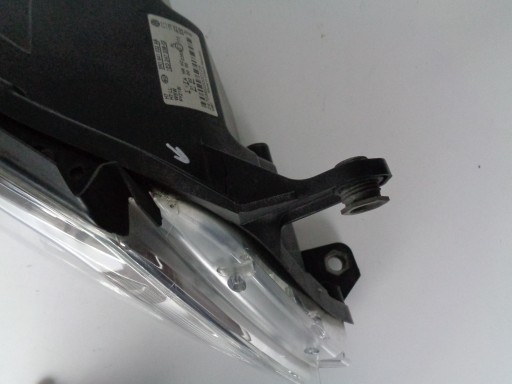 LAMPA FAR DESNA STRANA VW TIGUAN 5N 5N0 07-11