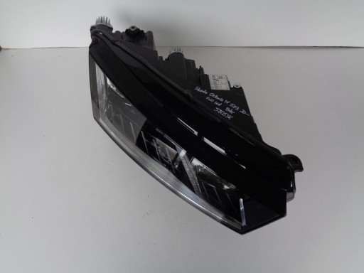 LAMPA FAR DESNA STRANA SKODA OCTAVIA IV 5E3 20- FULL LED