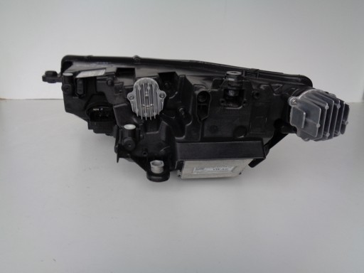 LAMPA FAR DESNA STRANA SKODA OCTAVIA IV 5E3 20- FULL LED