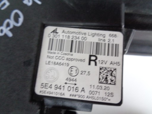 LAMPA FAR DESNA STRANA SKODA OCTAVIA IV 5E3 20- FULL LED