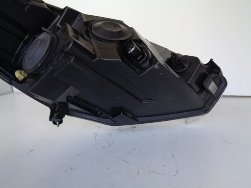 LAMPA FAR LIJEVA STRANA FORD FIESTA MK8 17-