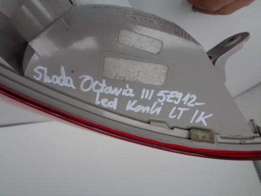 LAMPA FAR LIJEVA STRANA ZADNJA SKODA OCTAVIA III 12- KARAVAN LED