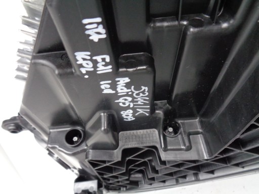 NOVO LAMPA FAR DESNA STRANA AUDI Q5 II 80A 20- REDIZAJN FULL LED