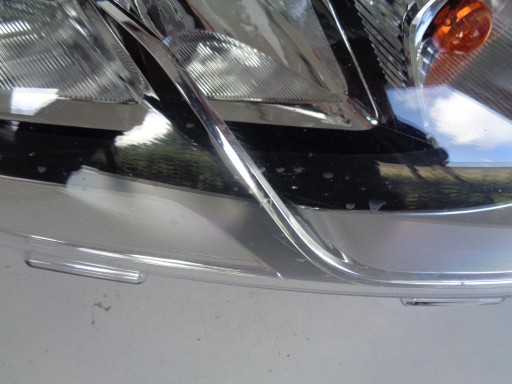 LAMPA FAR DESNA STRANA FORD FIESTA MK8 17-