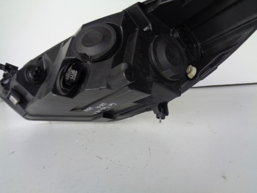 LAMPA FAR DESNA STRANA FORD FIESTA MK8 17-