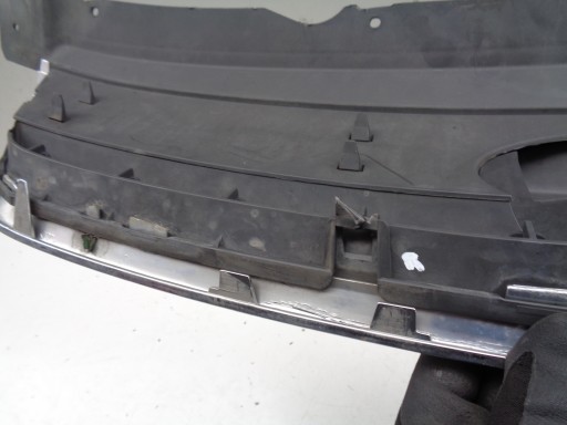 MASKA FORD KUGA MK1 08-12