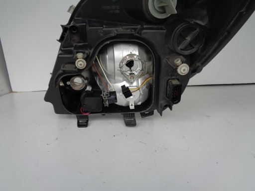 LAMPA FAR DESNA STRANA MERCEDES SPRINTER W906 06-13