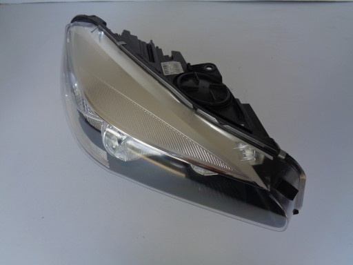 LAMPA FAR DESNA STRANA BMW 2 F45 F46 14-18