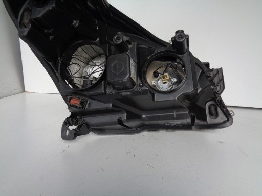 LAMPA FAR LIJEVA STRANA OPEL ASTRA III H 04-07