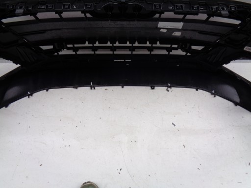 BRANIK PREDNJA STRANA AUDI A4 B9 8W 8W0 19- REDIZAJN 34179