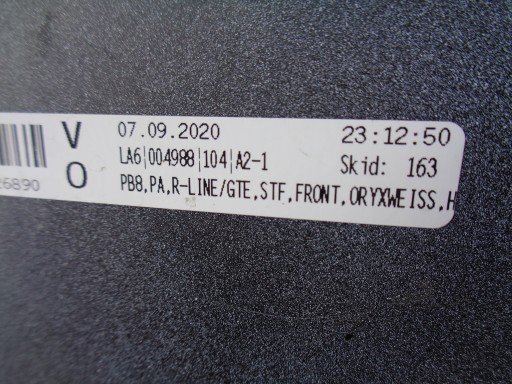 BRANIK PREDNJA STRANA VW PASSAT B8 3G 18 REDIZAJN GTE R-LINE