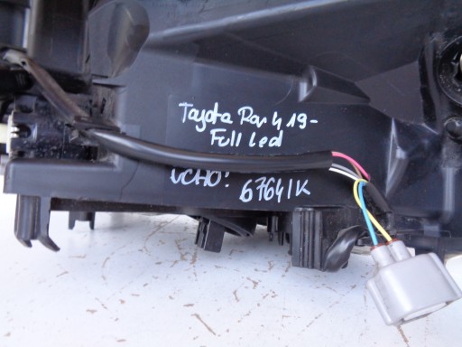 LAMPA FAR LIJEVA STRANA TOYOTA RAV 4 19- FULL LED