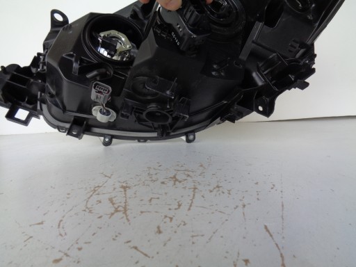 LAMPA FAR DESNA STRANA MAZDA CX5 12-16