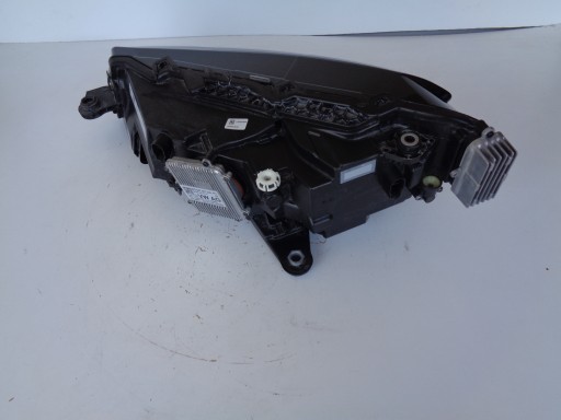 LAMPA FAR DESNA STRANA SKODA SUPERB III 3V 19- REDIZAJN FULL LED