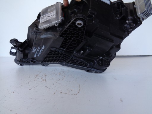 LAMPA FAR DESNA STRANA SKODA SUPERB III 3V 19- REDIZAJN FULL LED