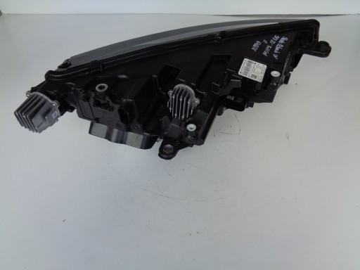 LAMPA FAR LIJEVA STRANA SKODA OCTAVIA IV 5E3 20- FULL LED