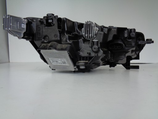LAMPA FAR LIJEVA STRANA SKODA OCTAVIA IV 5E3 20- FULL LED