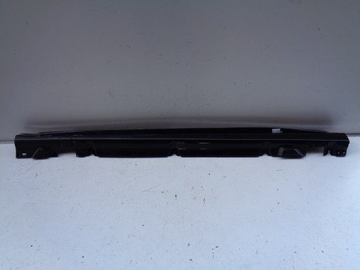 LAJSNA PRAGA LIJEVA STRANA MERCEDES C-KLASA W205 AMG 6.3