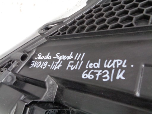 LAMPA FAR LIJEVA STRANA SKODA SUPERB III 3V 3V0 19- REDIZAJN FULL LED