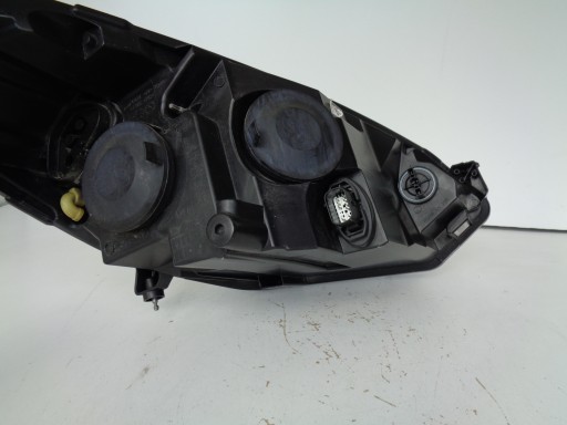 LAMPA FAR LIJEVA STRANA FORD FIESTA MK8 17-