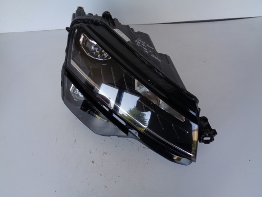 LAMPA FAR DESNA STRANA SKODA KAROQ 57A 17- FULL LED