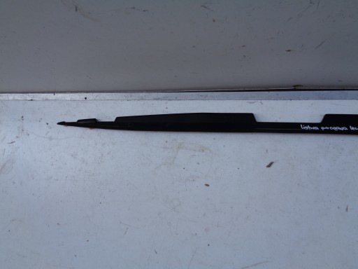 LAJSNA PRAGA LIJEVA STRANA POKLOPAC MERCEDES C-KLASA W205 AMG 6.3