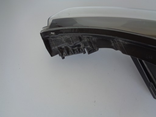 LAMPA FAR DESNA STRANA RENAULT ZOE 12- LAMPA FAR DESNA STRANA RENAULT ZOE 12-