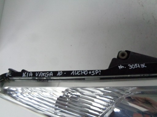 LAMPA FAR DESNA STRANA KIA VENGA 10-