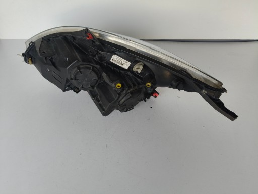 LAMPA FAR DESNA STRANA OPEL MERIVA B 10-13