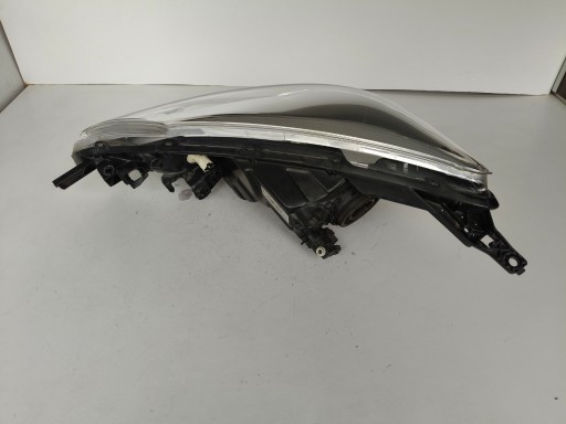 LAMPA FAR DESNA STRANA NISSAN NOTE E12 13- LAMPA FAR DESNA STRANA NISSAN NOTE E12 13-