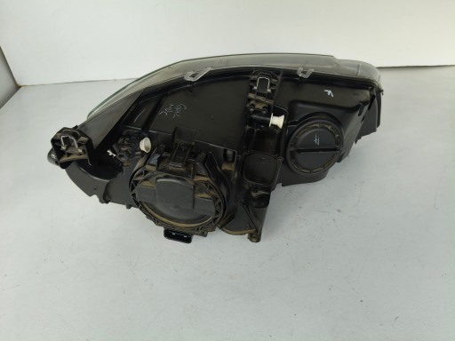LAMPA FAR LIJEVA STRANA BMW X5 E70 XENON NIJE ZAKRETNI LAMPA FAR LIJEVA STRANA BMW X5 E70 XENON NIJE ZAKRETNI