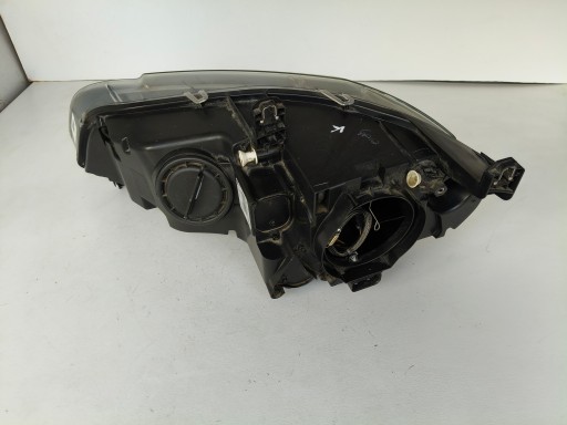 LAMPA FAR DESNA STRANA BMW X5 E70 XENON NIJE ZAKRETNI LAMPA FAR DESNA STRANA BMW X5 E70 XENON NIJE ZAKRETNI