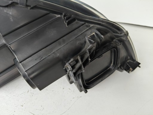LAMPA FAR LIJEVA STRANA OPEL ZAFIRA C 12-16 LAMPA FAR LIJEVA STRANA OPEL ZAFIRA C 12-16