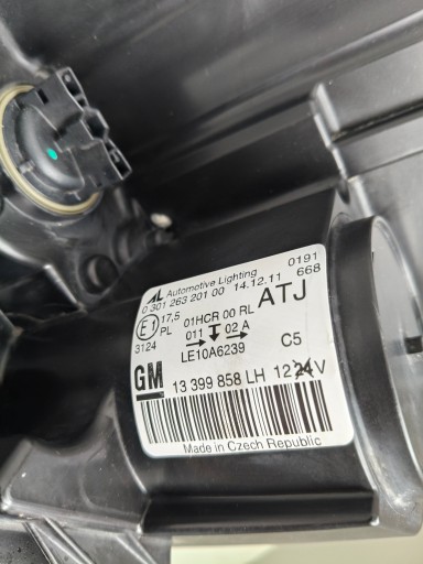LAMPA FAR LIJEVA STRANA OPEL ZAFIRA C 12-16 LAMPA FAR LIJEVA STRANA OPEL ZAFIRA C 12-16