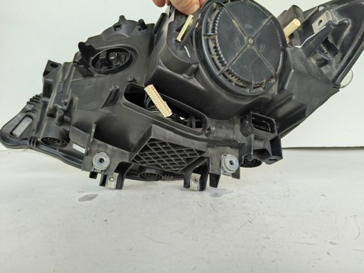 LAMPA FAR DESNA STRANA BMW 2 F22 F23 COUPE CABRIO XENON LED NIJE ZAKRETNI LAMPA FAR DESNA STRANA BMW 2 F22 F23 COUPE CABRIO XENON LED NIJE ZAKRETNI