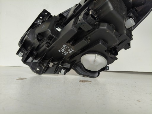 LAMPA FAR DESNA STRANA SUZUKI SWIFT MK8 17- FULL LED LAMPA FAR DESNA STRANA SUZUKI SWIFT MK8 17- FULL LED