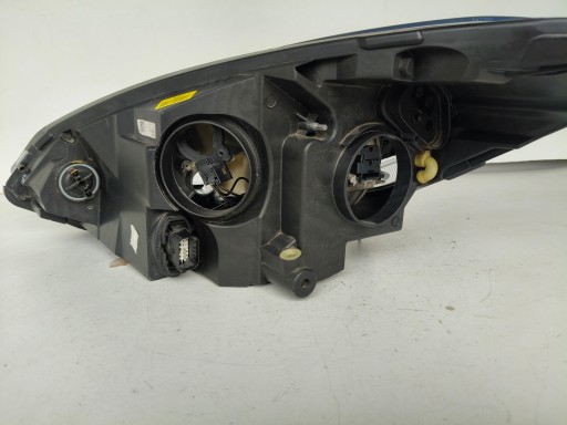 LAMPA FAR DESNA STRANA FORD FIESTA MK8 17-