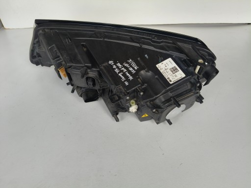 LAMPA FAR DESNA STRANA VW TOUAREG 7P6 14- REDIZAJN XENON LED ZAKRETNI