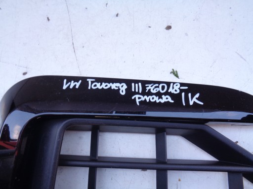 MREŽICA BRANIKA DESNA STRANA VW TOUAREG III 760 18- R-LINE