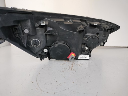 LAMPA FAR LIJEVA STRANA IVECO DAILY 19- REDIZAJN