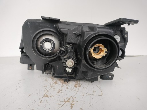 LAMPA FAR DESNA STRANA SUZUKI GRAND VITARA 05- LAMPA FAR DESNA STRANA SUZUKI GRAND VITARA 05-