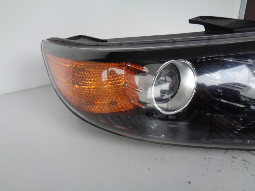 LAMPA FAR DESNA STRANA KIA SORENTO 10-12 REDIZAJN LAMPA FAR DESNA STRANA KIA SORENTO 10-12 REDIZAJN