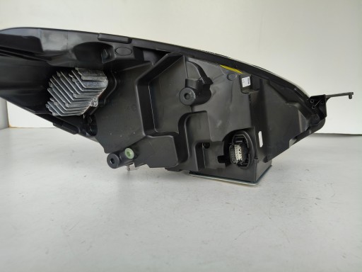 LAMPA FAR LIJEVA STARIRANA FORD FIESTARIA MK8 17- STARI TAMNA FULL LED