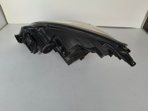 LAMPA FAR DESNA STRANA OPEL ZAFIRA C 12-16
