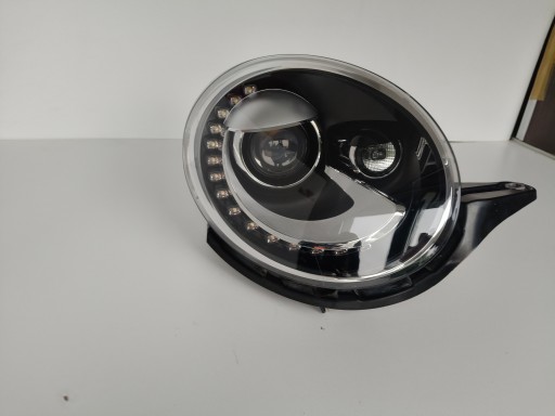 LAMPA FAR DESNA STRANA VW NEW BEETLE 5C5 11- XENON LED