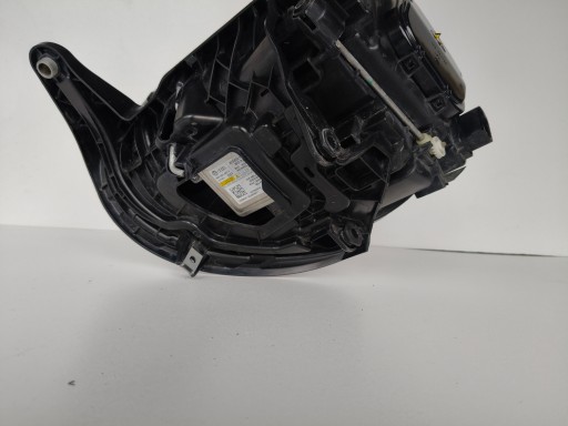 LAMPA FAR DESNA STRANA VW NEW BEETLE 5C5 11- XENON LED