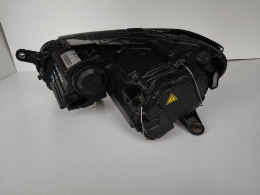 LAMPA FAR DESNA STRANA VW PASSAT B7 3AA 10-14 XENON LED