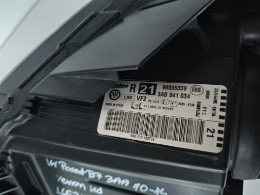 LAMPA FAR DESNA STRANA VW PASSAT B7 3AA 10-14 XENON LED