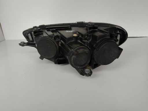 LAMPA FAR DESNA STRANA VW SCIROCCO 1K8 08- XENON